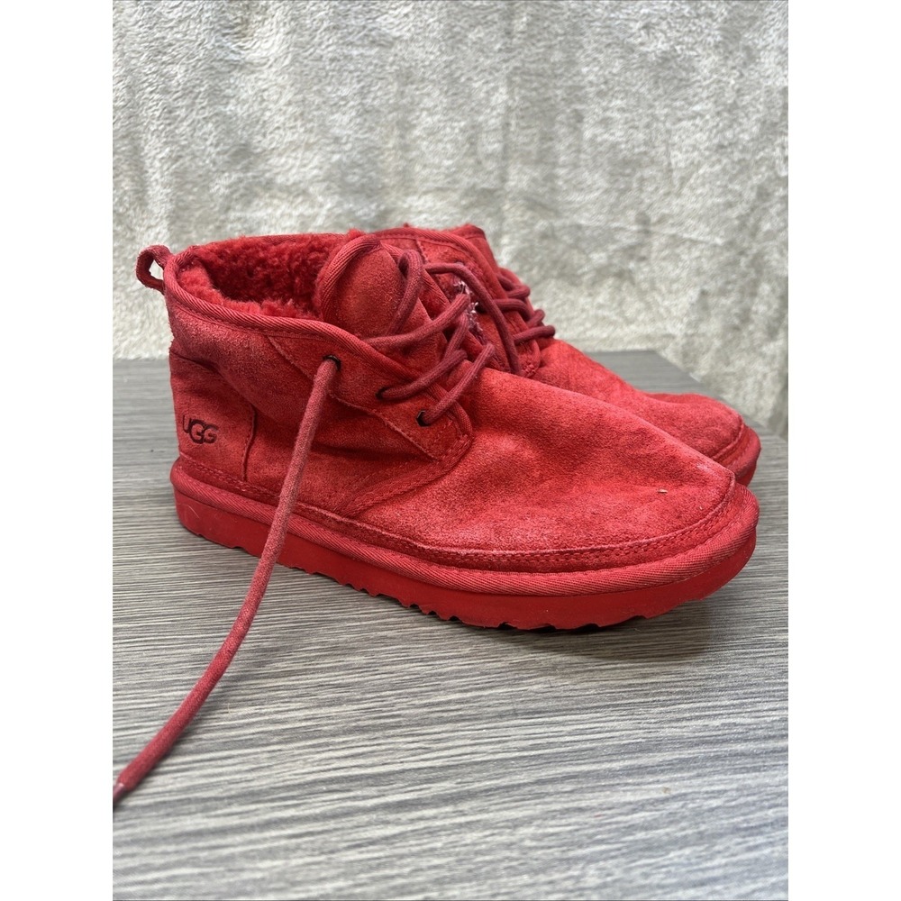 UGG‎ Neumel Red Suede Lace Up Chukka Boots Mens Sz 6 Sheepskin Lined 1094269